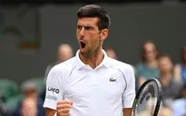 Novak Djokovic thẳng tiến vào bán kết Wimbledon 2021