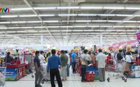 Người dân Đồng Nai đổ xô đi mua hàng tại các siêu thị