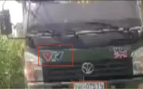 Phát hiện đoàn xe tải có dấu hiệu vi phạm dán logo giả danh VTV