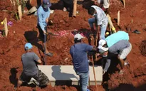 Số ca tử vong vì COVID-19 tại Indonesia tăng mạnh trở lại