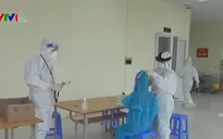 Bên trong cơ sở thu dung, điều trị bệnh nhân COVID-19 triệu chứng nhẹ ở Hà Nội