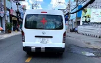 Cải trang xe 16 chỗ thành xe cứu thương, “chặt chém” người bệnh