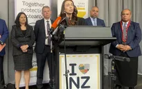 New Zealand đặt mục tiêu mở cửa trở lại vào năm tới