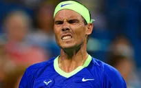 Rafael Nadal tiếp tục gặp chấn thương