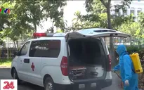 Những chuyến xe cấp cứu kiên cường trong tâm dịch