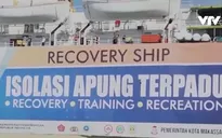 Khu cách ly nổi trên phà tại Indonesia