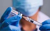 Điều gì sẽ xảy ra nếu tiêm vaccine khi nhiễm COVID-19?