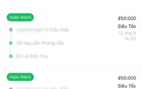 Phí giao hàng tăng chóng mặt: Tiểu thương "ốm đòn", thượng khách "đau ví"