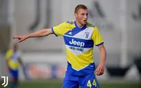 Áo đấu mới của Juventus nhận mưa gạch đá từ cộng đồng mạng
