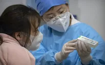 Trung Quốc: Không tiêm vaccine để lây lan dịch bệnh sẽ bị xử lý theo pháp luật