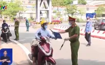 Lỏng lẻo trong việc quản lý giấy đi đường