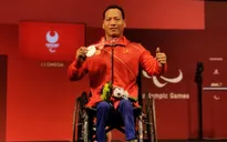 Lê Văn Công giành HCB Paralympic Tokyo 2020 nội dung cử tạ hạng cân dưới 49kg