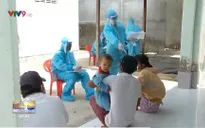 Tổ giám sát và hỗ trợ cộng đồng giúp làng Chăm vượt qua dịch bệnh