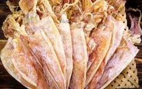 Mực khô giá rẻ “giật mình” trên chợ mạng, có nên mua không?
