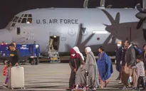 Mỹ cấm các hãng hàng không hoạt động trong không phận Afghanistan