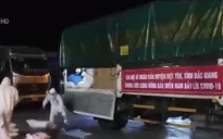 Đội xe Bắc Giang tiếp viện 200 tấn hàng cho người dân vùng dịch miền Nam
