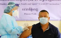 Campuchia mua thêm vaccine Astra Zeneca để tiêm mũi thứ 3