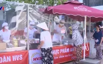 "Chợ lưu động" giúp người dân Hà Nội trong thời điểm giãn cách