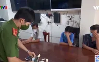 Đà Nẵng: Xử phạt nhóm người tụ tập đánh bài trong mùa dịch