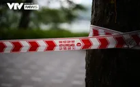 Phố phường Hà Nội thời “ giăng dây, dựng rào” chống đại dịch