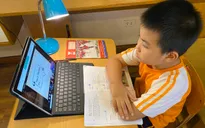 Ra mắt trường dạy trực tuyến tiếng Anh qua môn Toán và Khoa học