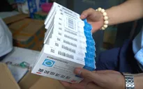 Triệt phá đường dây nhập lậu thuốc được quảng cáo để điều trị COVID-19