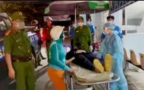 Cảnh sát 113 đưa sản phụ mang thai ngoài tử cung đến bệnh viện cấp cứu kịp thời