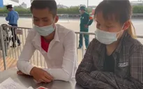 Phát hiện cặp đôi dùng giấy đi đường khống để "thông chốt"
