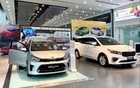 Nhiều mẫu xe ô tô giảm giá hàng trăm triệu đồng nhưng vẫn “ế”
