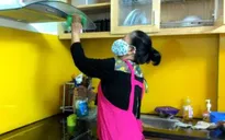 Người giúp việc, gia sư ở Hà Nội có được hỗ trợ như lao động tự do?