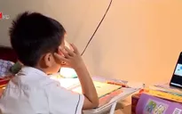 "Cùng em học trực tuyến" - dừng tới trường nhưng không ngừng học