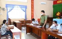 Xử lý 2 trường hợp đăng thông tin xúc phạm lực lượng chốt kiểm soát COVID-19
