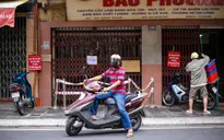 Hà Nội: Tạm đóng cửa tiệm bánh trung thu Bảo Phương vì để khách chen lấn