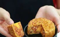 Bánh nướng, bánh dẻo "né" COVID-19 bằng đường online