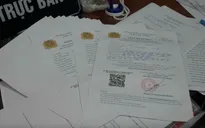 Bắt giữ đối tượng làm giả và bán các loại giấy tờ để "thông chốt"