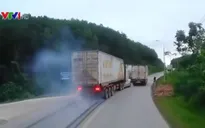 Container vượt ẩu, thoát nạn trong gang tấc