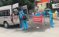 Hà Nội: Đã di dời 900 công dân ra khỏi ổ dịch COVID-19 ở phường Thanh Xuân Trung