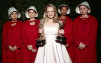 Emmy 2021: "The Handmaid's Tale" - Series phim tuột giải nhiều nhất lịch sử