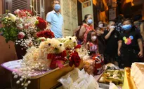 Người dân Hà Nội đón Trung thu mùa COVID-19