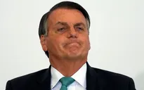 Không tiêm vaccine, Tổng thống Brazil phải đứng ăn pizza ngoài vỉa hè tại New York