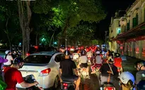Những người tập trung ra đường đêm Trung thu ở Hà Nội cần tự theo dõi sức khoẻ