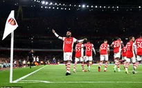 Vòng 3 Cúp Liên đoàn Anh: Arsenal thắng tưng bừng, Chelsea, Tottenham nhọc nhằn đi tiếp sau loạt luân lưu
