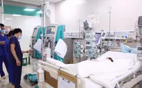 Bé trai 3 tuổi viêm cơ tim cấp sau cơn sốt nhẹ