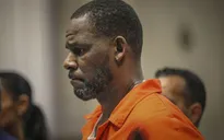 R. Kelly của hit '"I Believe I Can Fly" có thể phải ngồi tù hàng thập kỷ vì buôn bán tình dục