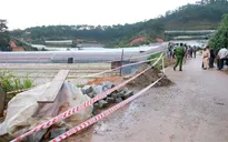 Lâm Đồng: Sạt bờ taluy vùi lấp 4 người, khiến 2 phụ nữ thiệt mạng