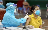 Người tiêm đủ 2 mũi vaccine COVID-19 vẫn có khả năng mắc và lây bệnh cho người khác
