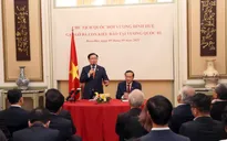 Chủ tịch Quốc hội gặp cộng đồng người Việt Nam tại Bỉ