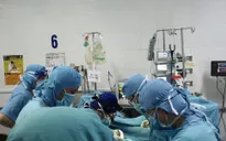 12 giờ phẫu thuật sửa tim và hỗ trợ ECMO cứu sống bệnh nhi mắc tim bẩm sinh