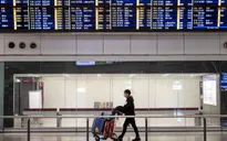 Sân bay Hong Kong (Trung Quốc) cấm hành khách quá cảnh từ 153 quốc gia
