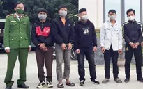 Trèo tường vào khu cách ly gặp bạn gái, đánh công an